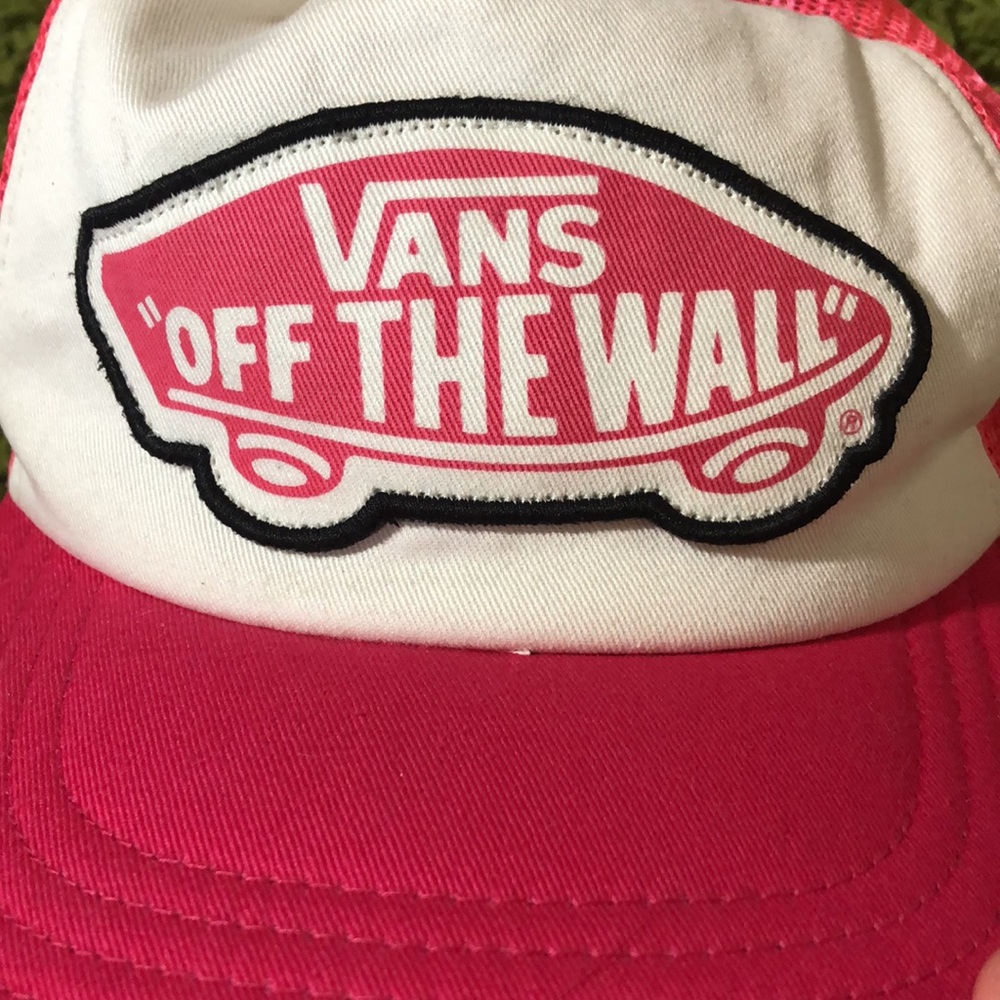 Bright Pink Vans Hat - Picture 5 of 5
